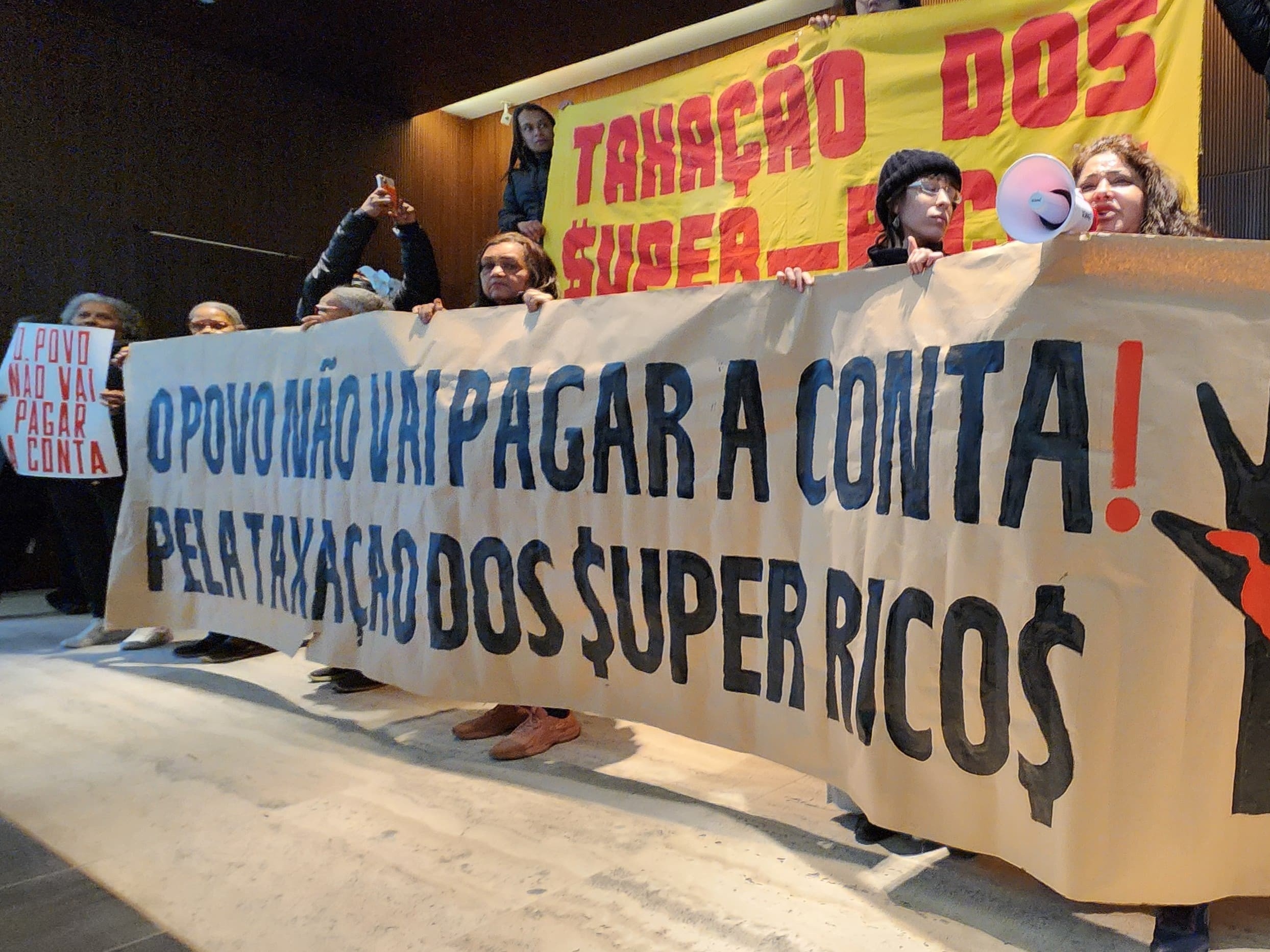 Brasileiros apoiam taxação de bilionários, bancos e apostas, aponta Atlas Foto: Reprodução