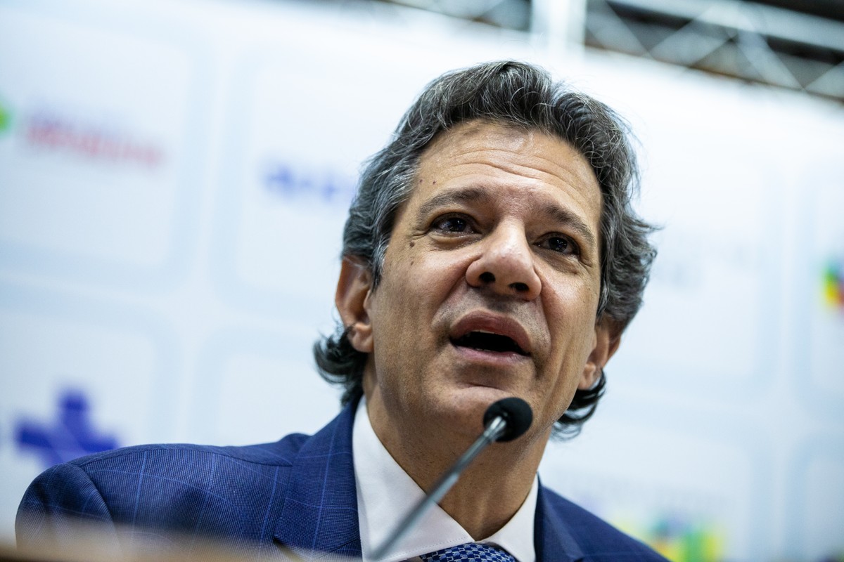 Haddad ganha apoio popular em meio à crise do IOF, revela pesquisa Atlas Fernando Haddad, Ministro da Fazenda do Governo Lula (Foto: Brenno Carvalho / Agência O Globo)