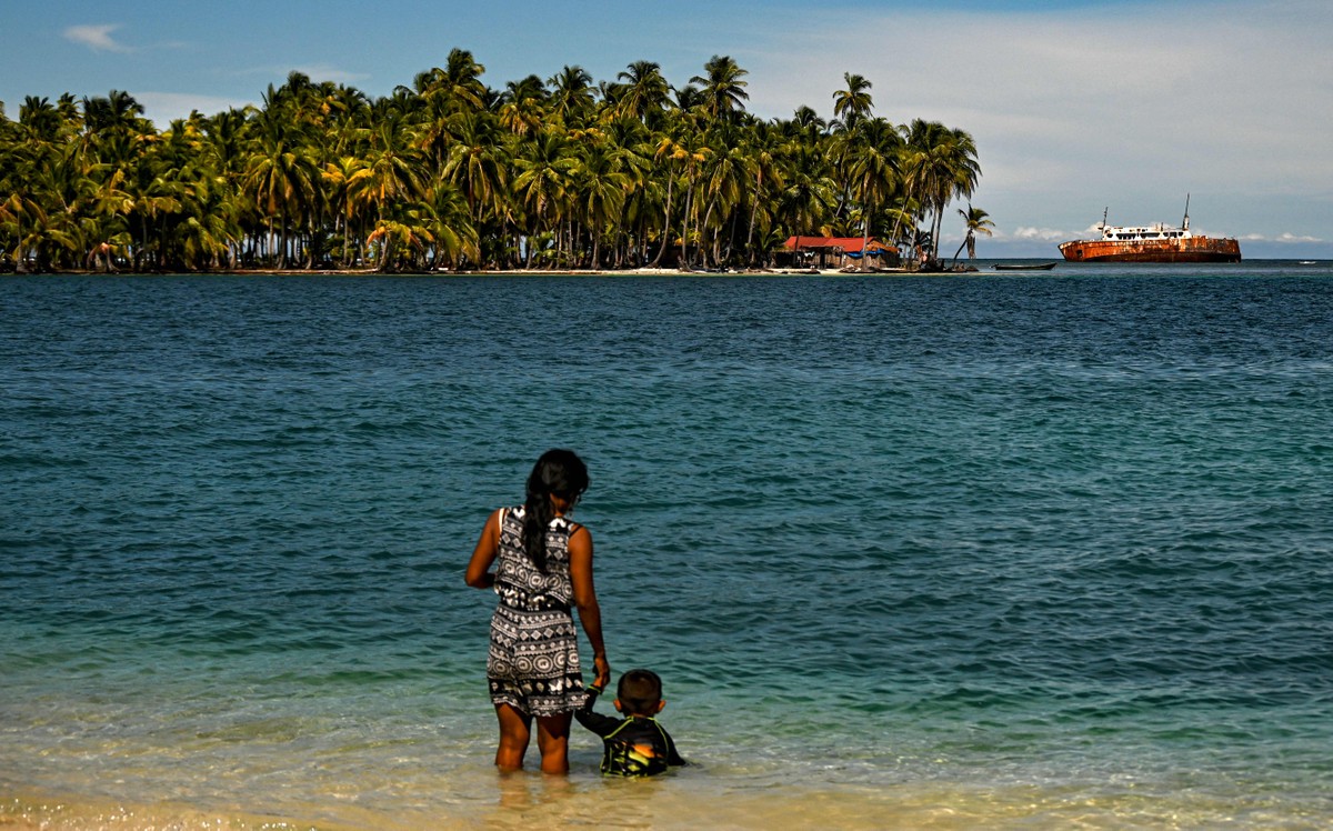 Censo revela que brasileiras têm menos filhos que americanas e francesas Taxa de fecundidade no Brasil caiu para 1,5 filhos por mulher (Foto: Martin Bernetti / AFP)