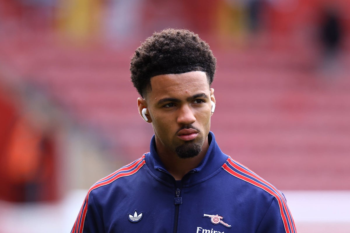 Arsenal avança nas negociações para renovar contrato de Ethan Nwaneri Arsenal avança nas negociações para renovar contrato de Ethan Nwaneri