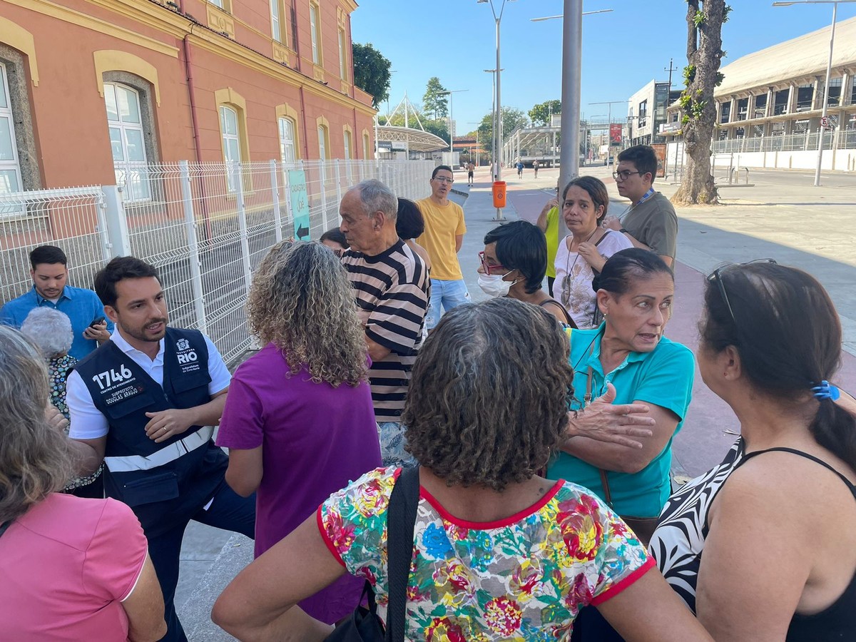 Cartão Jaé é alvo de intimação por violação dos direitos do consumidor Posto para atendimento do cartão Jaé no Engenho de Dentro não funciona nesta sexta-feira (20) e frustra usuários — Foto: Anna Bustamante / Agência O Globo