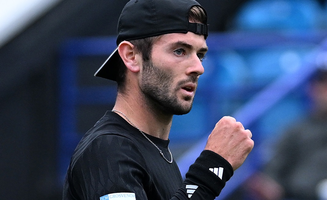 Fearnley elimina Cobolli, cabeça de chave 5, na estreia em Eastbourne Foto: Reprodução