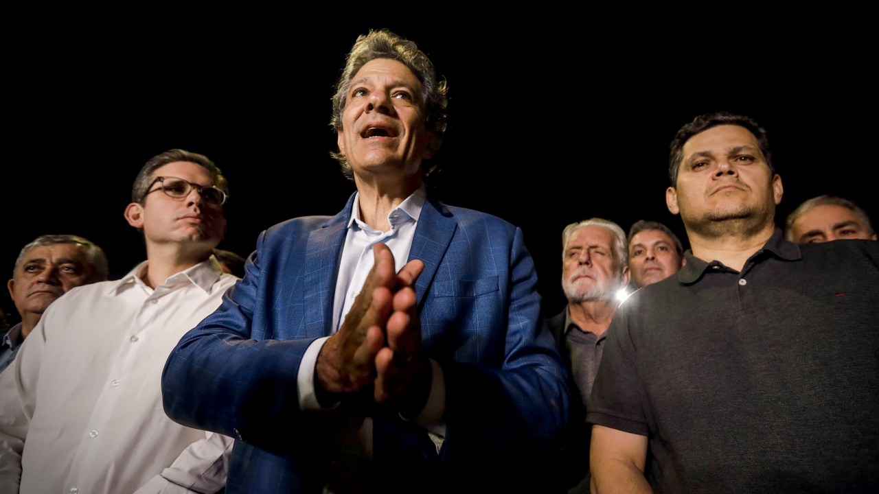 Frustração - Motta, Haddad e Alcolumbre: pacto pelo equilíbrio ficou pelo caminho (Foto: Cristiano Mariz/Agência O Globo)