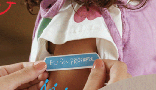 ONG desenvolve curativos coloridos que promovem os direitos das crianças e adolescentes Foto: Reprodução