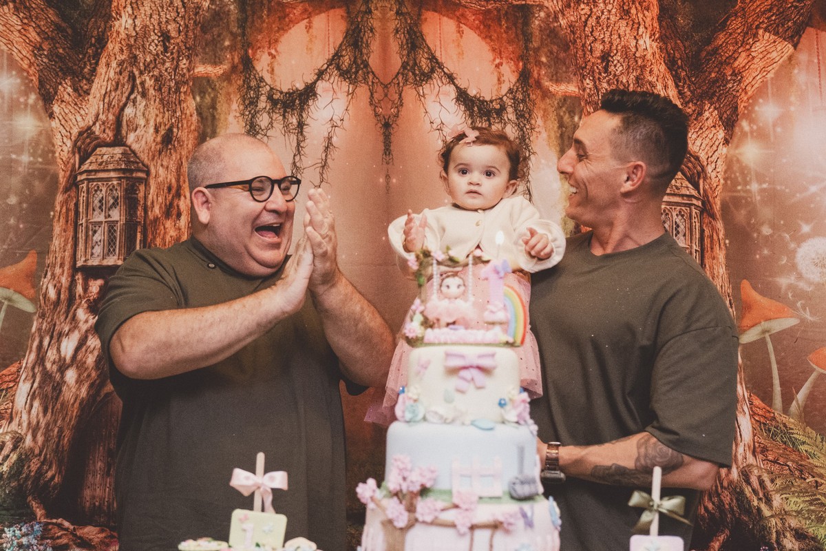 Antonella, bebê símbolo do amor, encanta seguidores nas redes sociais e celebra primeiro ano