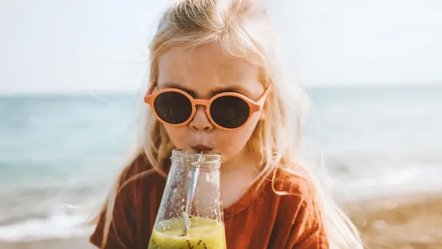 Veganismo na infância: 10 informações essenciais para pais e responsáveis como o espinafre, quando combinadas com alimentos ricos em vitamina C - Imagem: Alamy