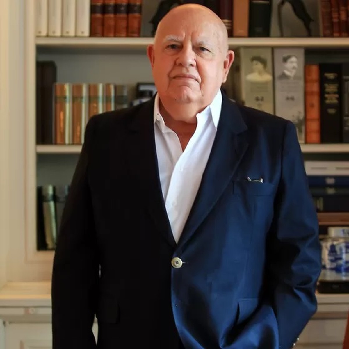 Biografia de Marcos Azambuja será lançada em breve para o público leitor Marcos Azambuja: dois livros — Foto: Divulgação