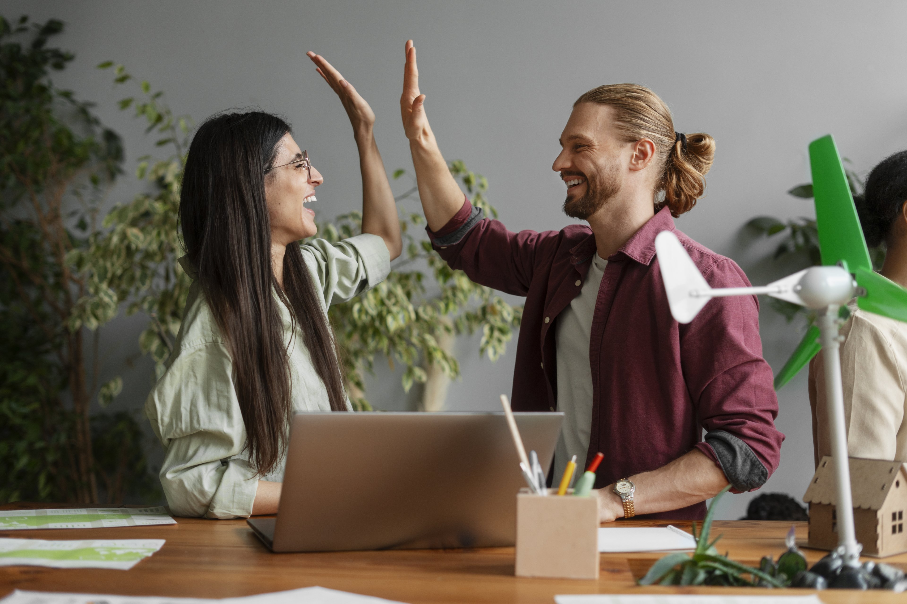 Empresas brasileiras adotam IA para melhorar a saúde mental no ambiente de trabalho Foto: Reprodução