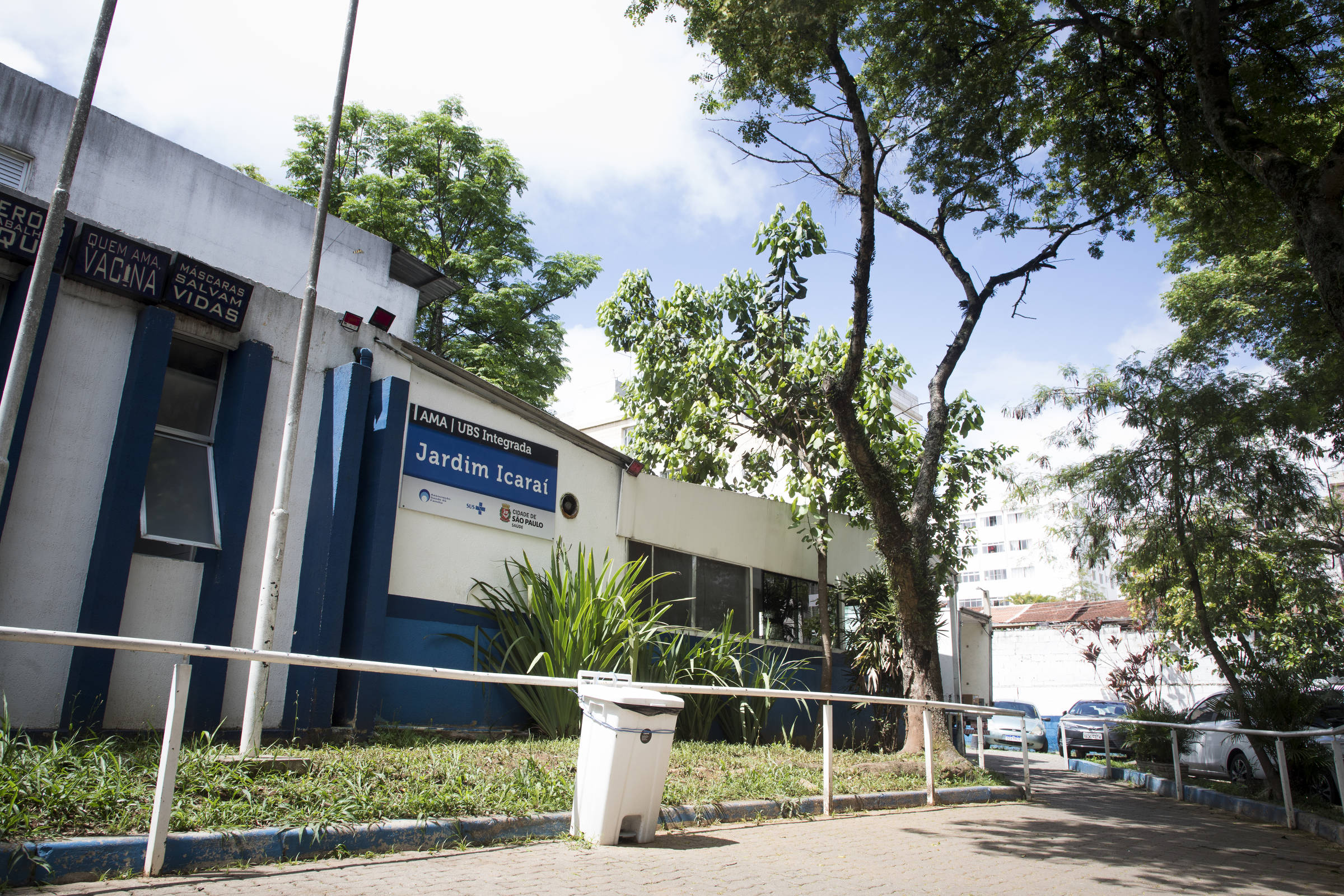 Gestão Nunes determina desligamento de médicos das UBSs em São Paulo UBS/AMA Integrada Jardim Icaraí, na zona sul de São Paulo (Foto: Rubens Cavallari - 10.out.23/Folhapress)