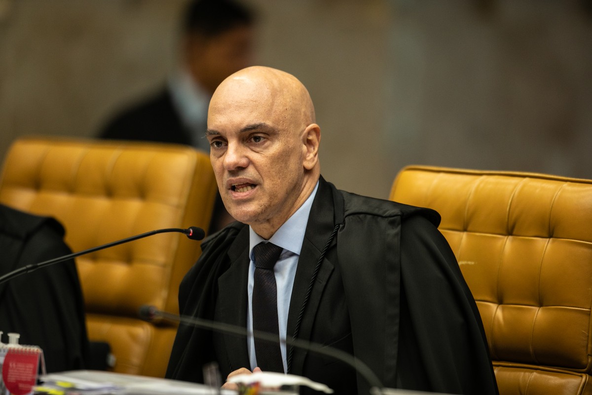 Moraes vota pela condenação de homem que ocupou sua cadeira por 17 anos Plenário do STF durante julgamento sobre responsabilização das redes sociais; Ministro Alexandre de Moraes (Foto: Brenno Carvalho / Agência O Globo)