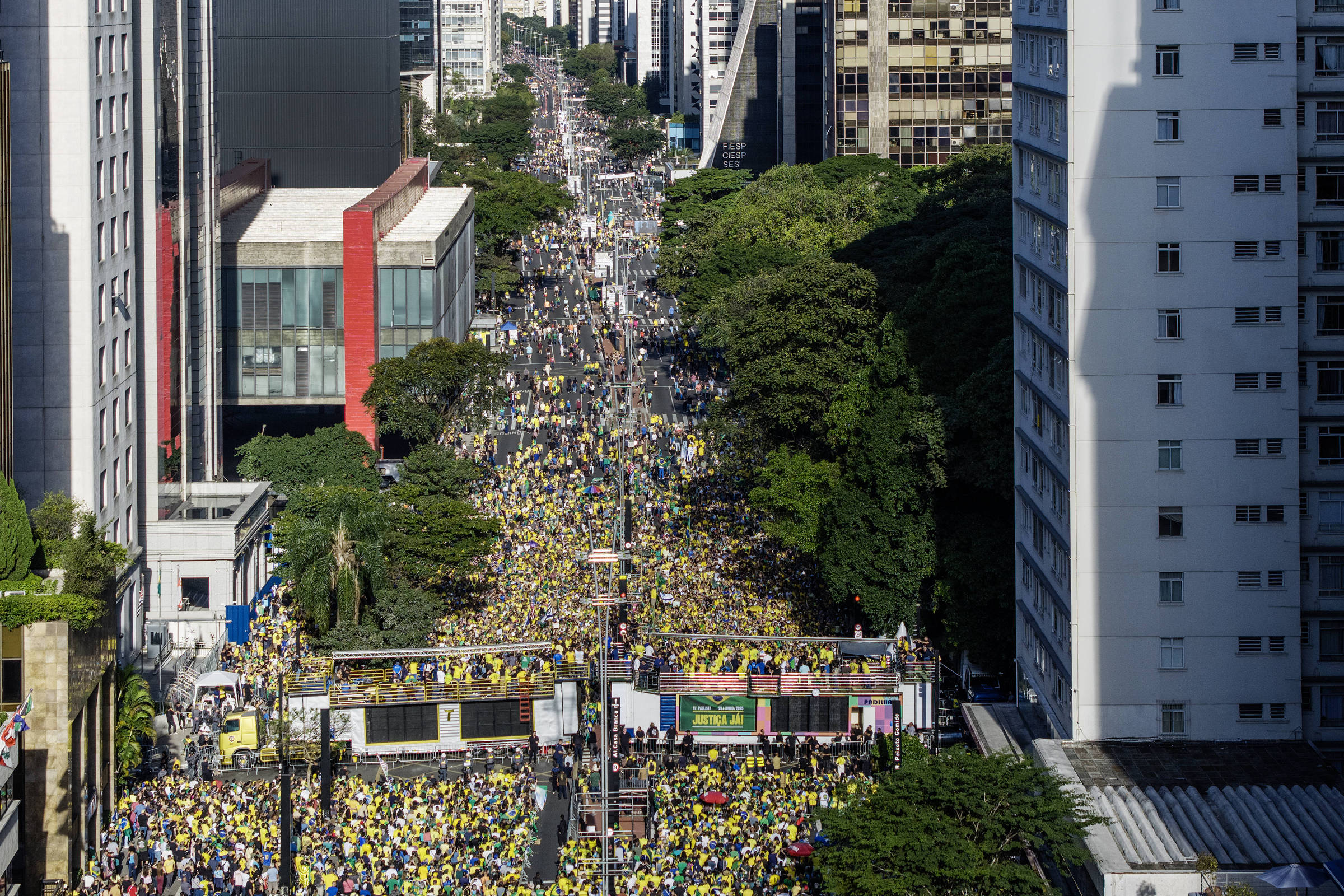 Ato de bolsonaristas neste domingo (29), em São Paulo (Foto: Eduardo Knapp/Folhapress)