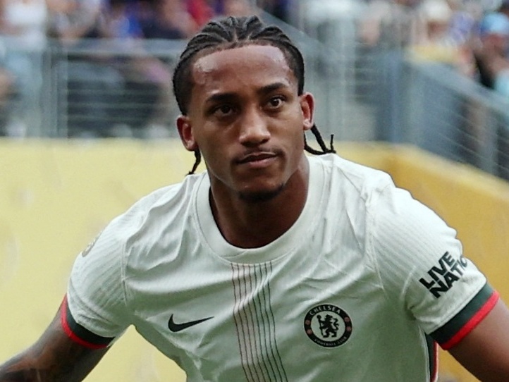 João Pedro recupera metade do investimento do Chelsea em apenas seis dias João Pedro, atacante do Chelsea, não comemora após marcar contra o Fluminense no Mundial (Foto: VINCENT CARCHIETTA/IMAGN IMAGES via Reuters)