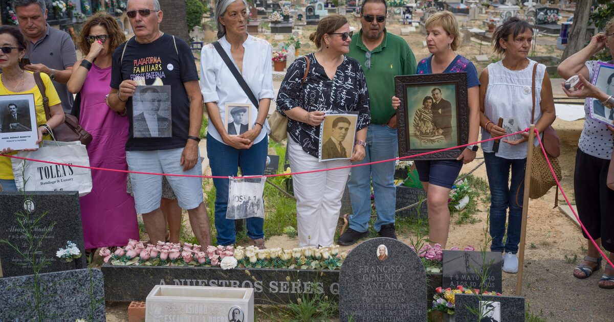 Votação na Espanha dificulta busca por restos de vítimas da ditadura franquista Foto de José Raya Hurtado, que teria sido executado durante a Guerra Civil da Espanha. (Foto: Samuel Aranda/The New York Times)