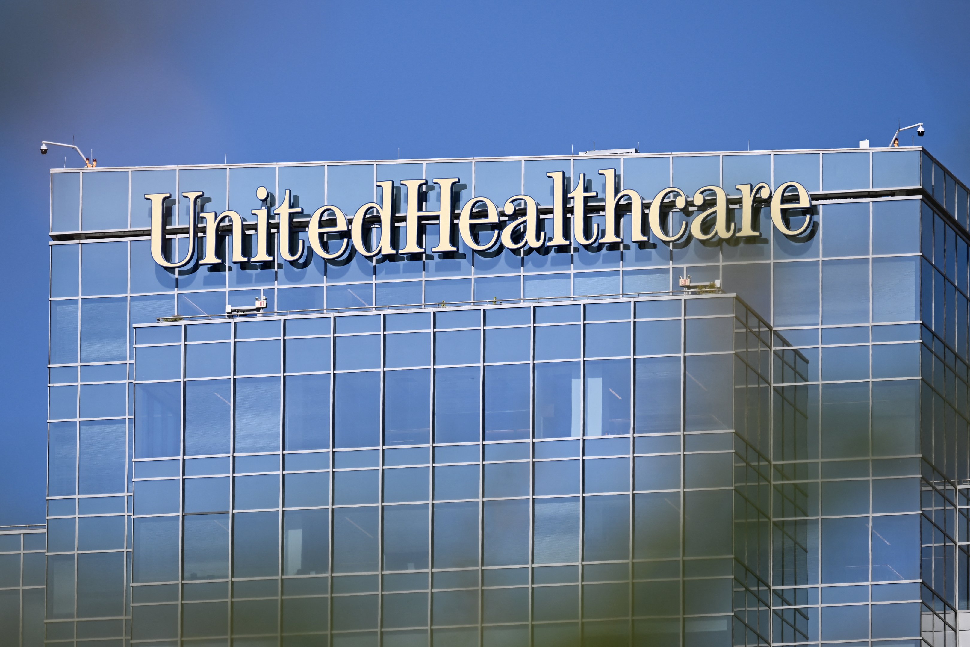 A UHG emprega ou tem sob contrato cerca de 10% de todos os médicos nos Estados Unidos (Foto: PATRICK T. FALLON/AFP/Getty Images)
