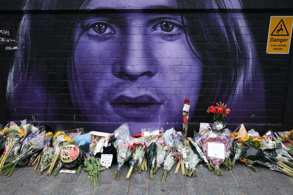 Homenagem ao cantor Ozzy Osbourne no Muro de Black Sabbath, em Birmingham, Reino Unido, no dia 23 de julho de 2025. (Foto: ADAM VAUGHAN/EFE)