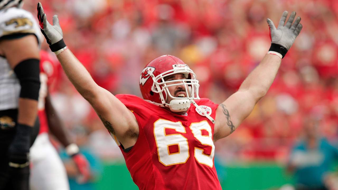 Chiefs revelam dois talentos ocultos no draft da NFL para a posição de edge rusher Foto: Reprodução/@NFL