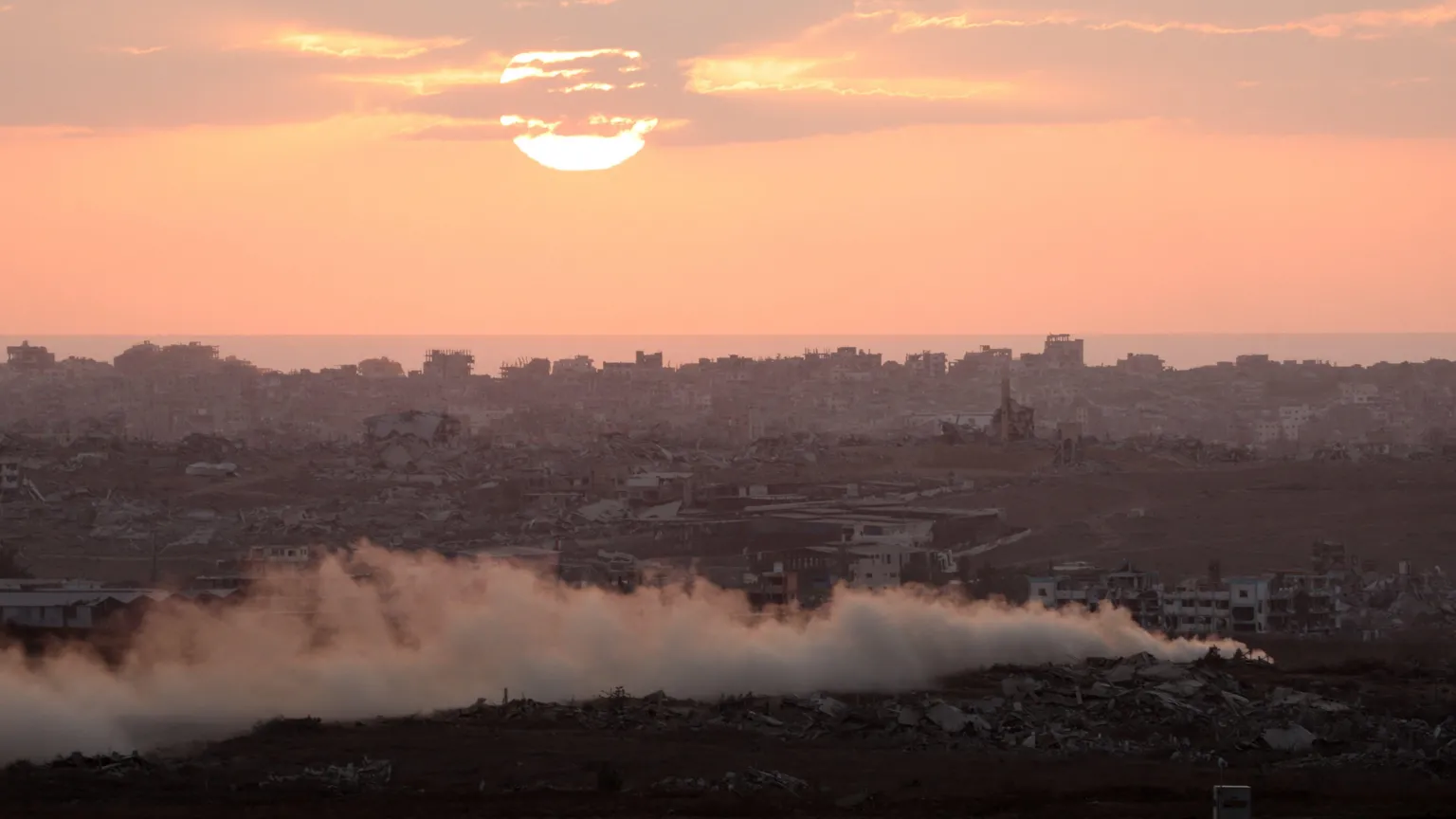 Como Gaza chegou à beira da fome? (Foto: REUTERS/Ronen Zvulun)
