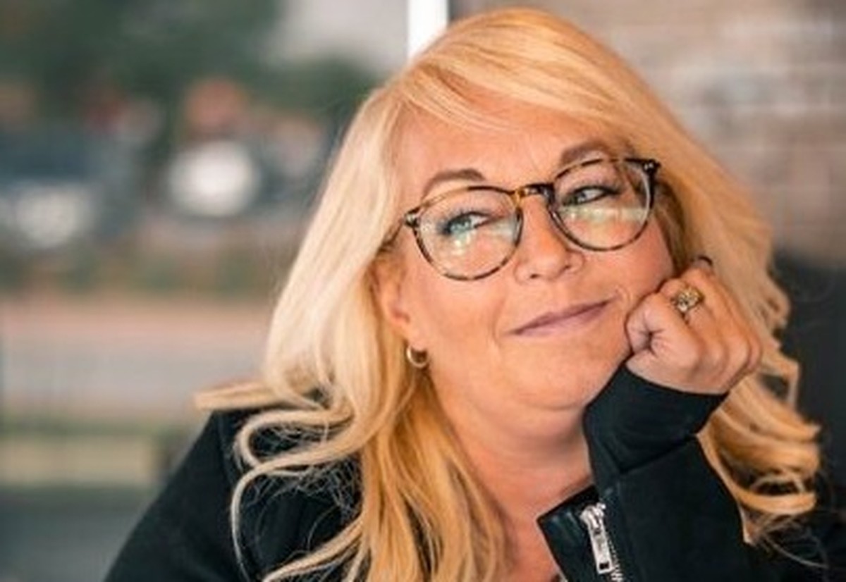 A escritora americana Lynn Painter, atração de sábado da Bienal do Livro do Rio (Foto: Divulgação)