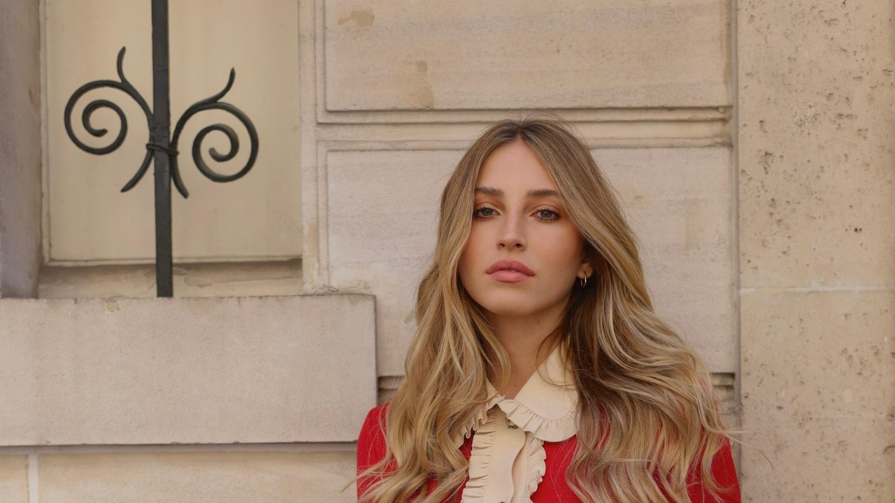Rafaella Maia, influenciadora de moda brasileira em Paris (Foto: Divulgação)