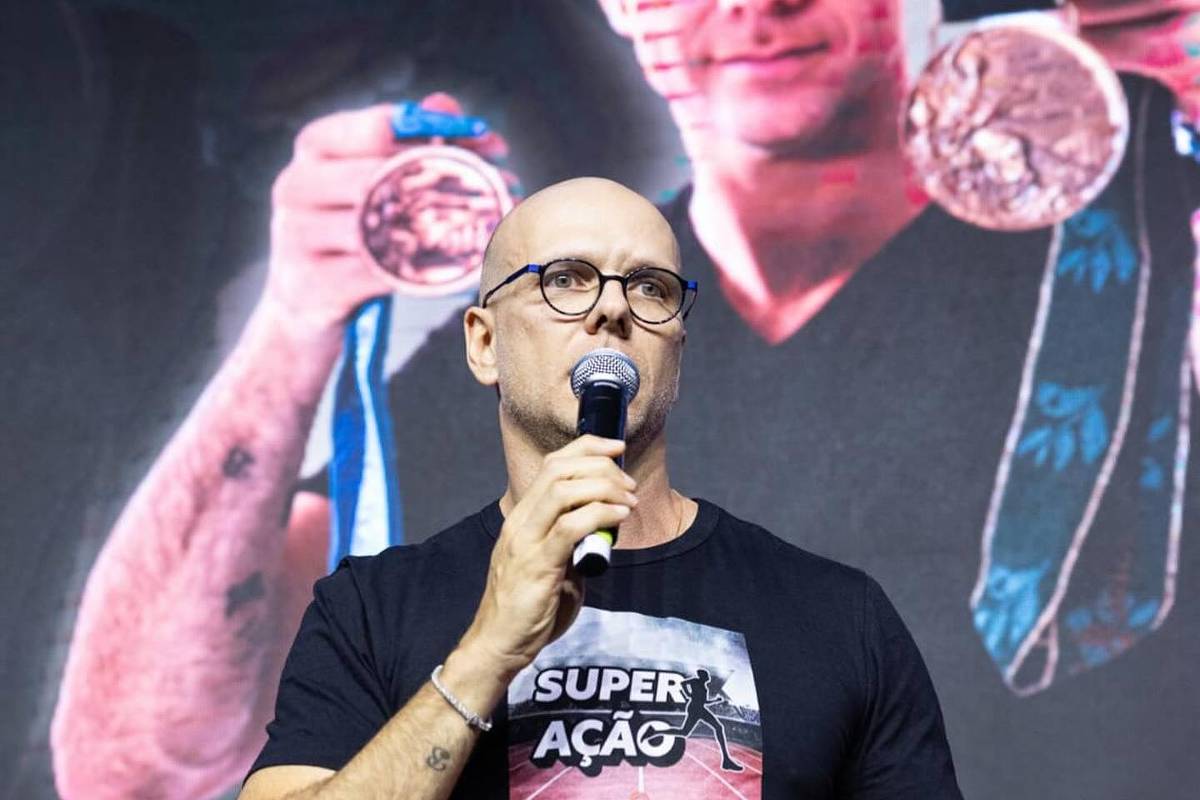 Xuxa compartilha superação de vício em pornografia e alerta sobre o tema Fernando Scherer atua como mentor e palestrante em alta performance com foco em saúde mental (Foto: @xuxanatacao no Instagram)