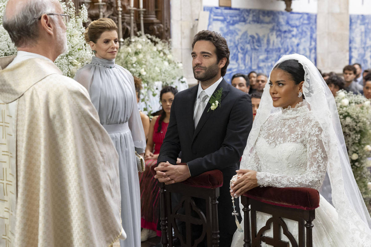'Vale Tudo' atinge recorde de audiência com casamento emocionante na trama Casamento de Maria de Fátima (Bella Campos) com Afonso (Humberto Carrão) anima fãs da novela (Foto: Manoella Mello/Globo)