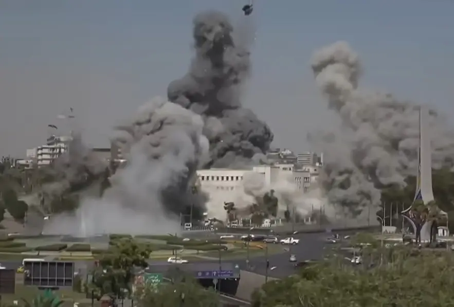 Israel realiza bombardeios na Síria em meio à instabilidade regional Foto: Reprodução