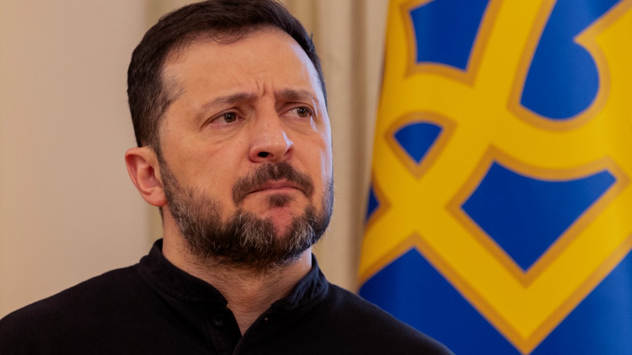 Ucrânia investiga superfaturamento de drones após fortalecimento de anticorrupção Presidente da Ucrânia, Volodymyr Zelensky. 19/02/2025 (Foto: Tetiana Dzhafarova/AFP)