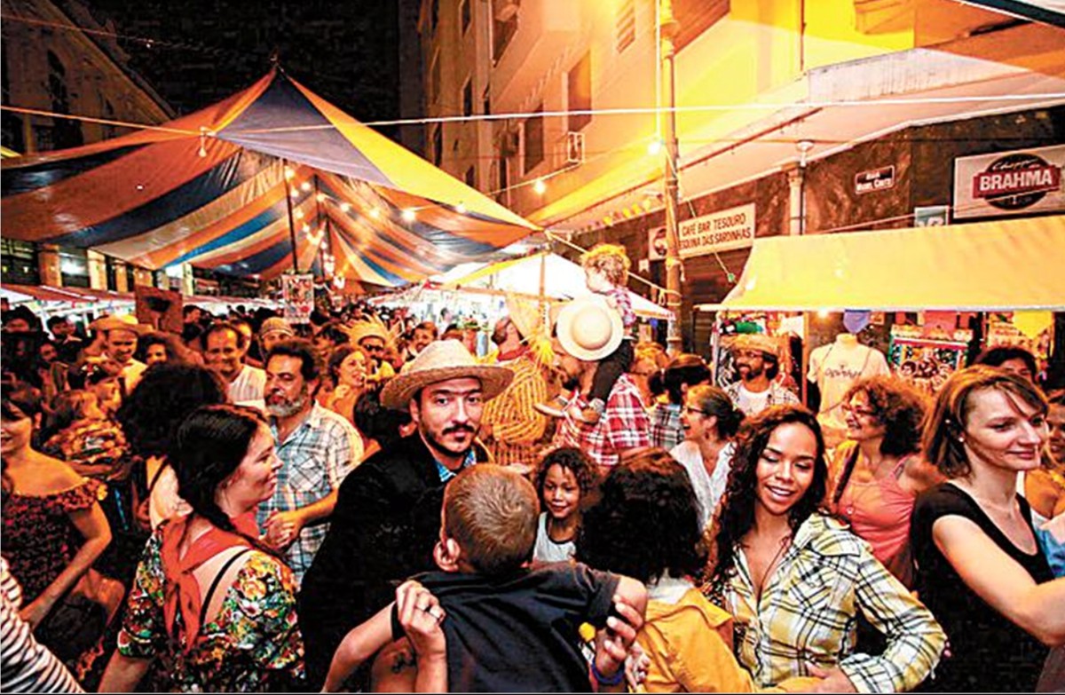 Arraiás de julho no Rio de Janeiro agitam as festas juninas de 2025 Arraiá do Beco das Sardinhas está de volta — Foto: Divulgação
