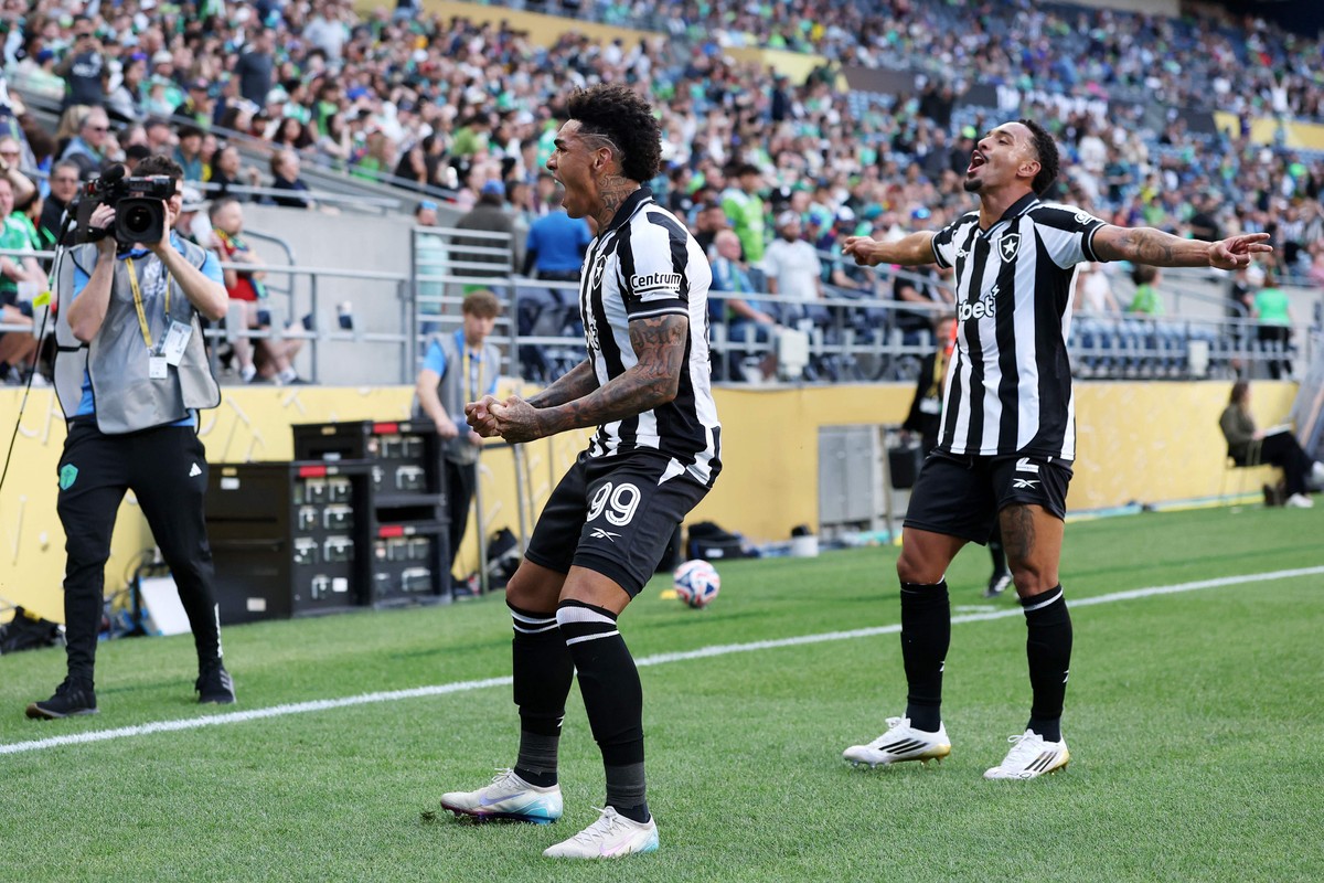 Botafogo venceu Seattle Sounders por 2 a 1 na estreia do Mundial (Foto: Buda Mendes/Getty Images/AFP)