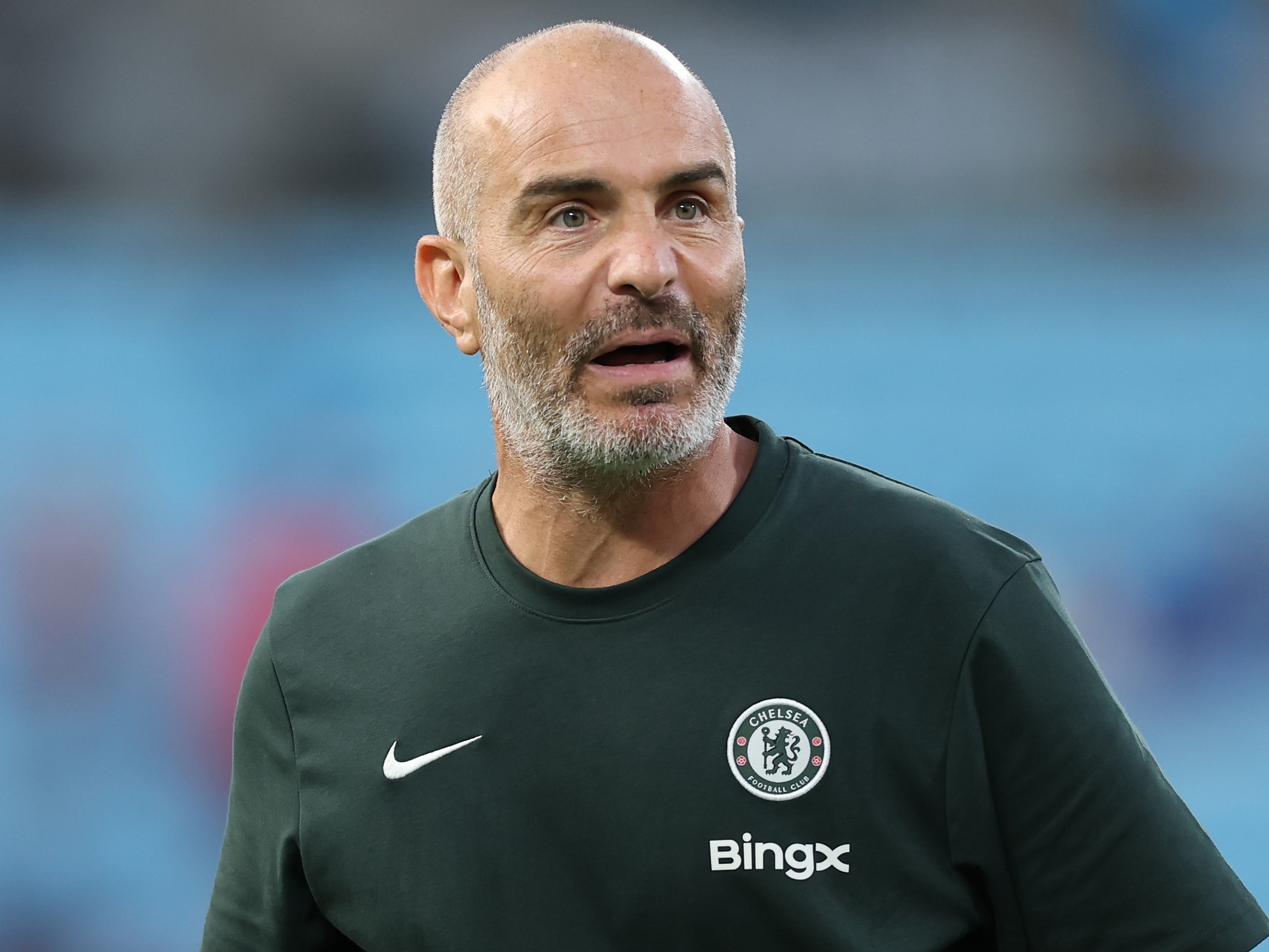 Chelsea critica paralisações no Mundial e aponta riscos para o torneio nos EUA Enzo Maresca, técnico do Chelsea, durante jogo contra o Benfica no Mundial de Clubes (Foto: Steph Chambers - FIFA/FIFA via Getty Images)