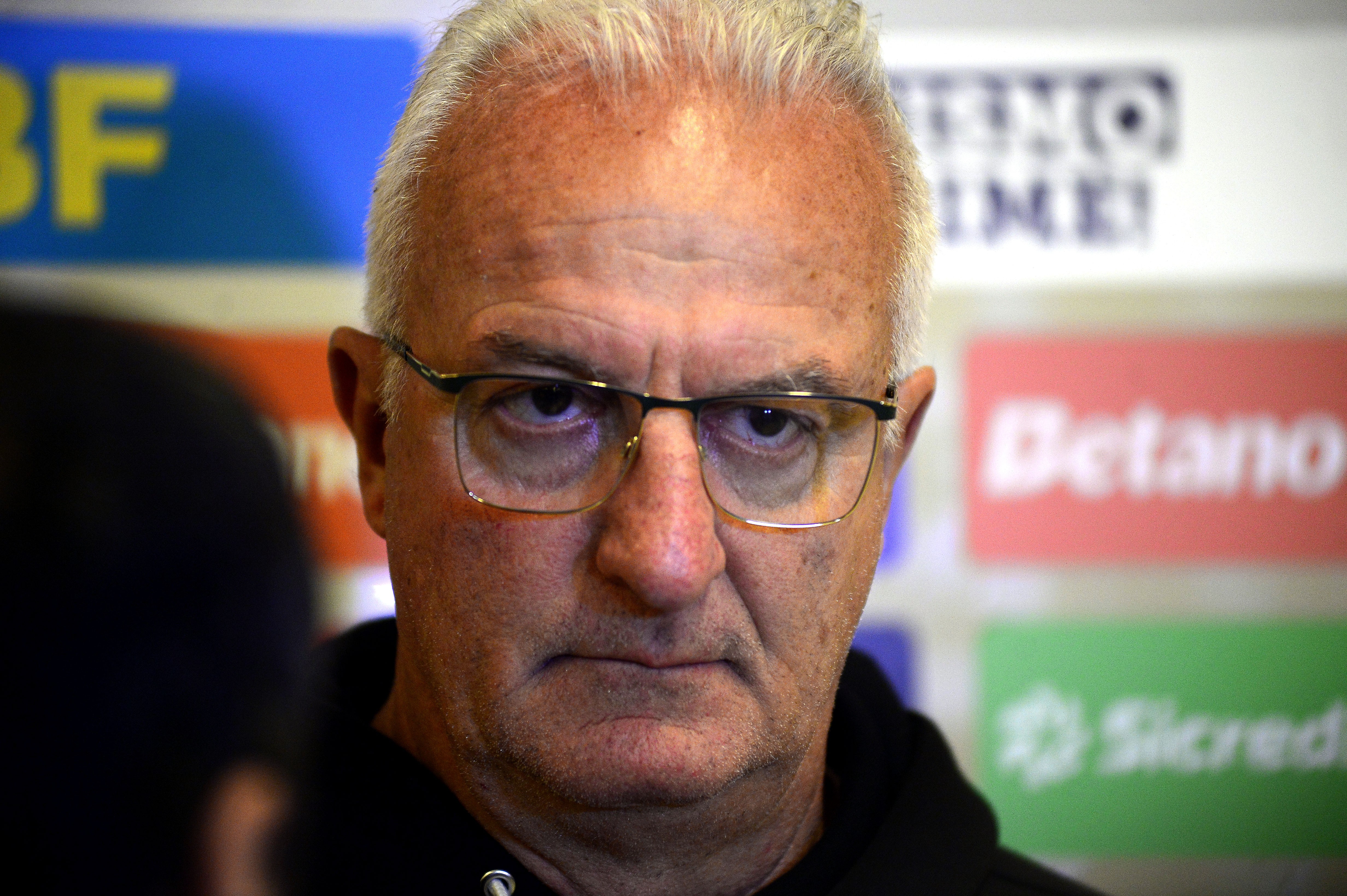 Dorival aponta desgaste no Corinthians devido a polêmicas com Memphis Foto: Reprodução
