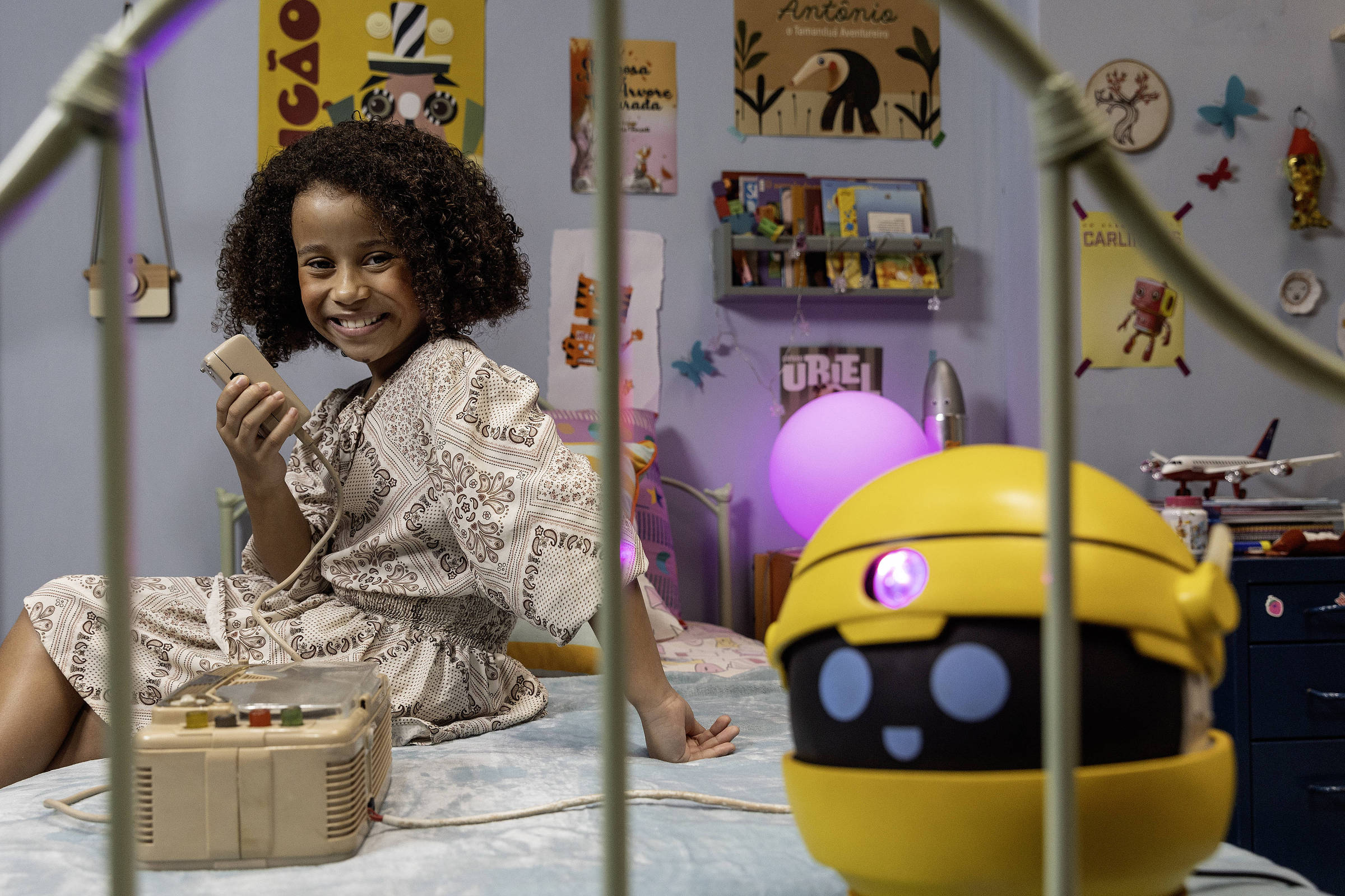 'Mundo da Lua' estreia nova temporada com criança esperta e adultos engraçados A atriz Sabrina Souza, da nova versão de 'Mundo da Lua' (Foto: Eduardo Knapp/Folhapress)
