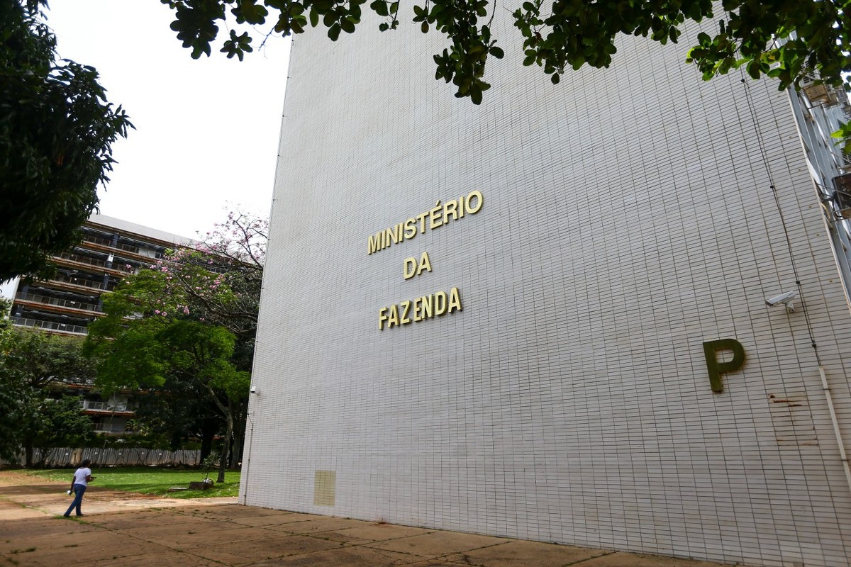 Crescimento econômico aliado à responsabilidade fiscal traz benefícios duradouros Prédio do Ministério da Fazenda, em Brasília (Foto: Marcelo Camargo/Agência Brasil)