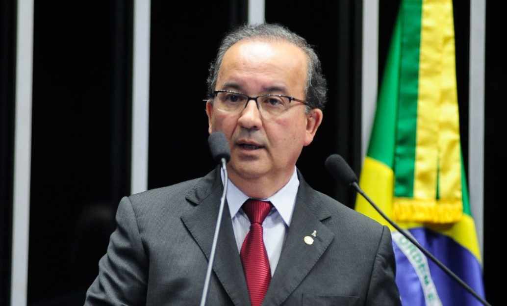 Jorginho Mello, governador de Santa Catarina (Foto: Pedro França/Agência Senado)