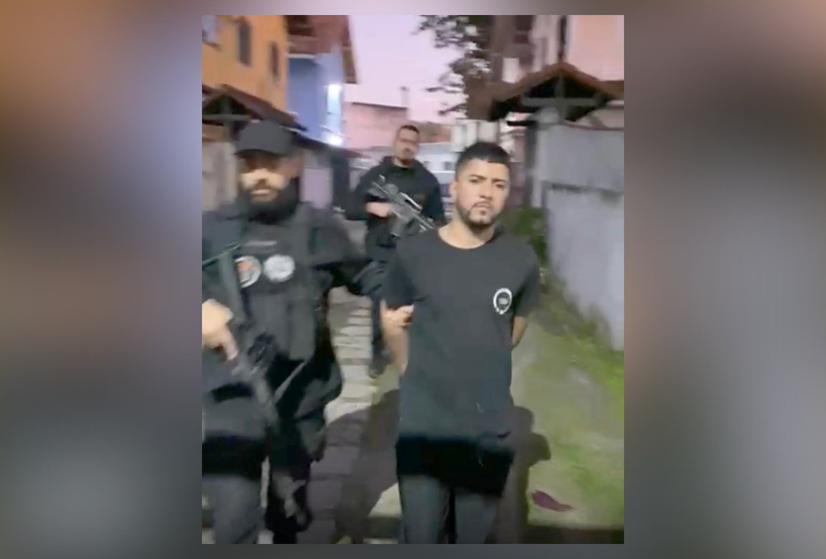 Suspeito de homicídio de sushiman é detido em operação em Magé Walder Barrozo de Lima, o Dinho, foi preso em Magé, na Baixada Fluminense (Foto: Reprodução)