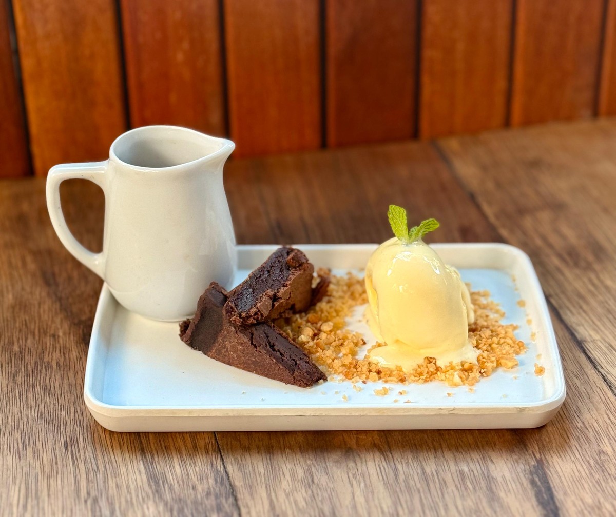 Novos sabores e comemorações agitam a cena gastronômica da cidade Temakeria + Brownie do Luiz: sobremesa especial no rodízio (Foto: Divulgação TMK)