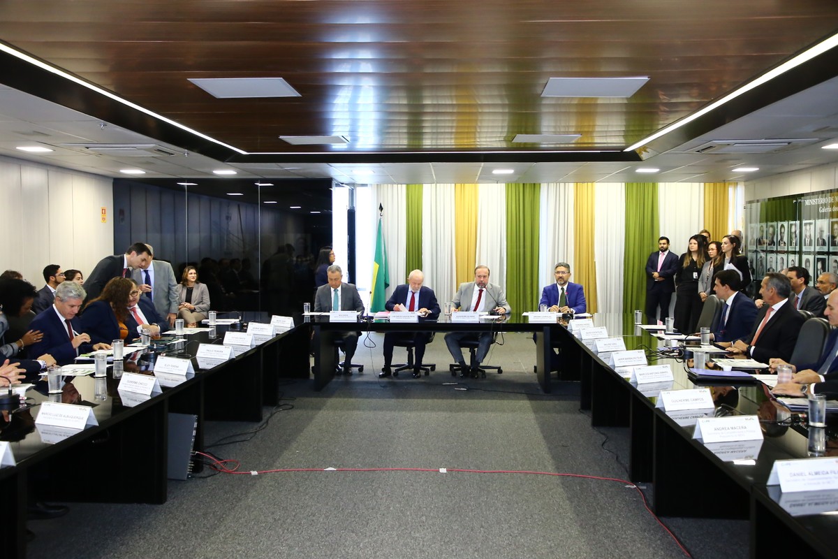 Reunião do Conselho Nacional de Política Energética, realizada no Ministério de Minas e Energia, teve participação do presidente Lula (Foto: Tauan Alencar/MME)