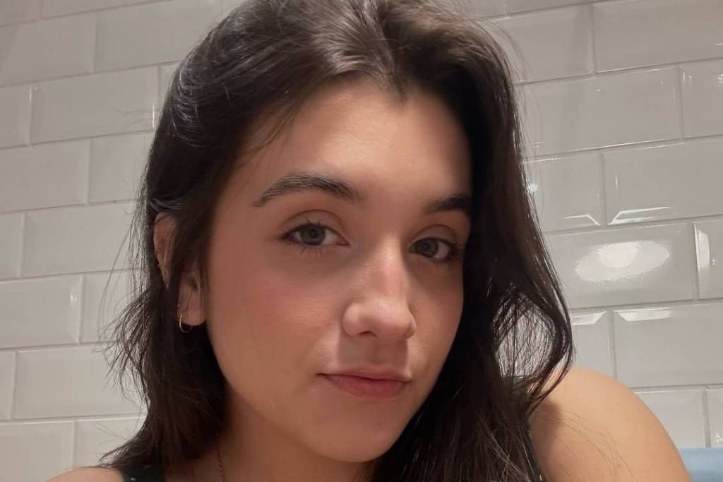 Estudante de medicina falece após complicações em cirurgia plástica em Cuiabá Estudante de medicina de 20 anos morre após procedimento estético em Cuiabá - Ana Carolina no Instagram (Foto: Reprodução)