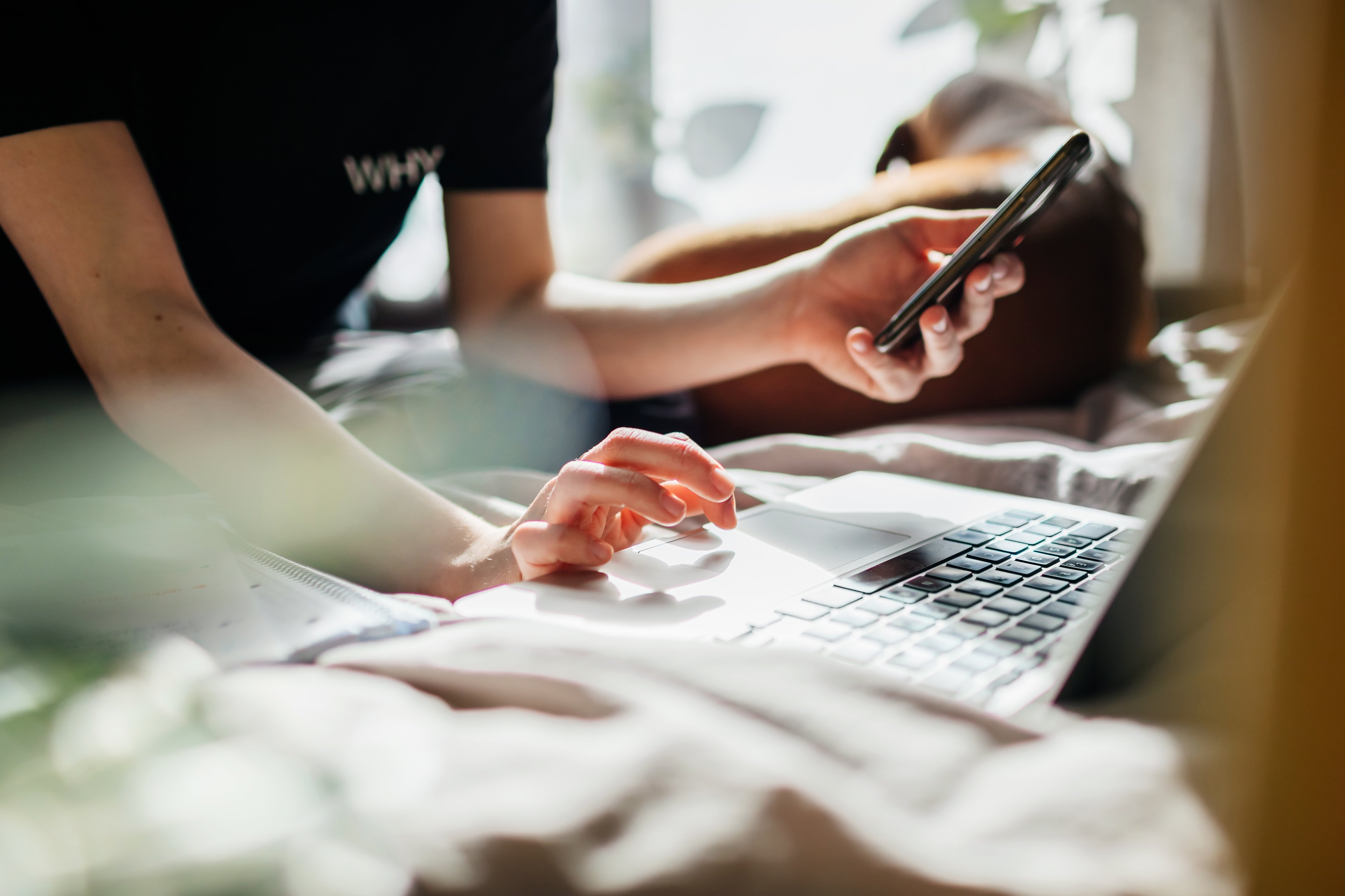 Consumidores devem receber orientações para evitar o superendividamento financeiro Especialista dá dicas de como evitar o superendividamento (Foto: Tom Werner/Getty Images)