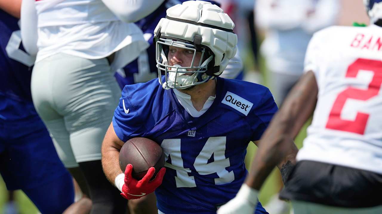 Os 10 melhores valores de corredores para o fantasy football de 2025 Foto: Reprodução/@NFL