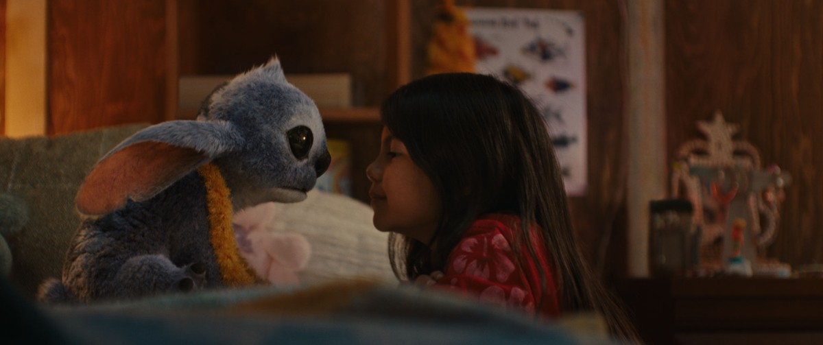 Crescimento do mercado de cinema brasileiro é destacado em relatório de 2025 Cena do filme 'Lilo & Stitch', que lidera ranking de filmes mais vistos no Brasil e nos EUA (Foto: Divulgação)