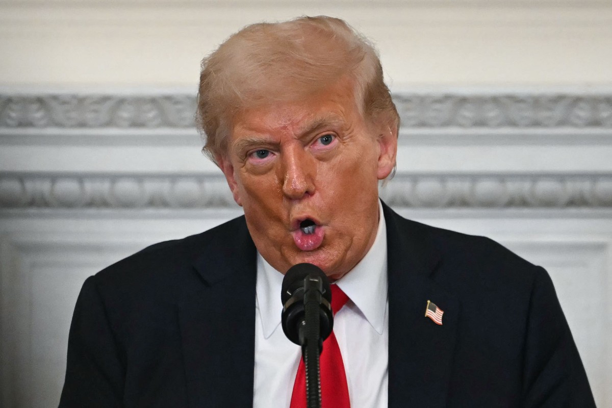 Empresários dos EUA solicitam revisão de tarifas sobre produtos brasileiros Donald Trump, presidente dos Estados Unidos — Foto: Andrew Caballero-Reynolds/AFP