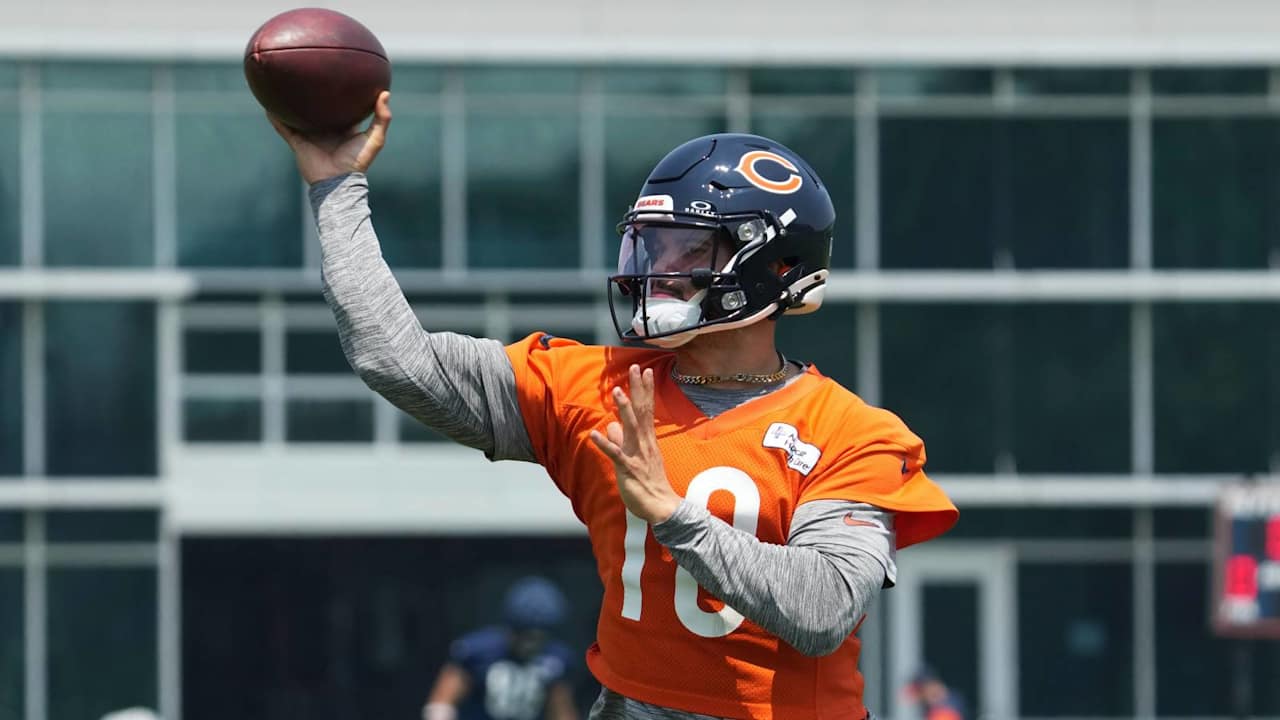 Caleb Williams e Ben Johnson buscam construir uma parceria duradoura nos Bears Foto: Reprodução/@NFL