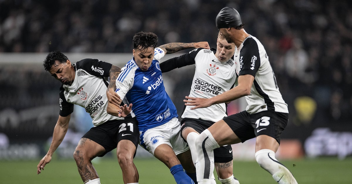 Mesmo com artilheiro do Brasileirão, Kaio Jorge, em campo, partida terminou zerada. (Foto: Marco Galvao/Cruzeiro)