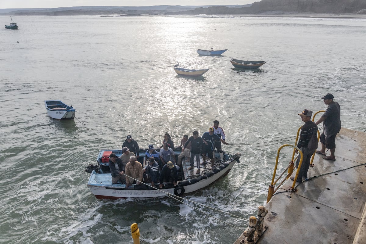 Terminal pesqueiro de Lobitos em Peru, em maio. (Foto: SEBASTIAN CASTAÑEDA)