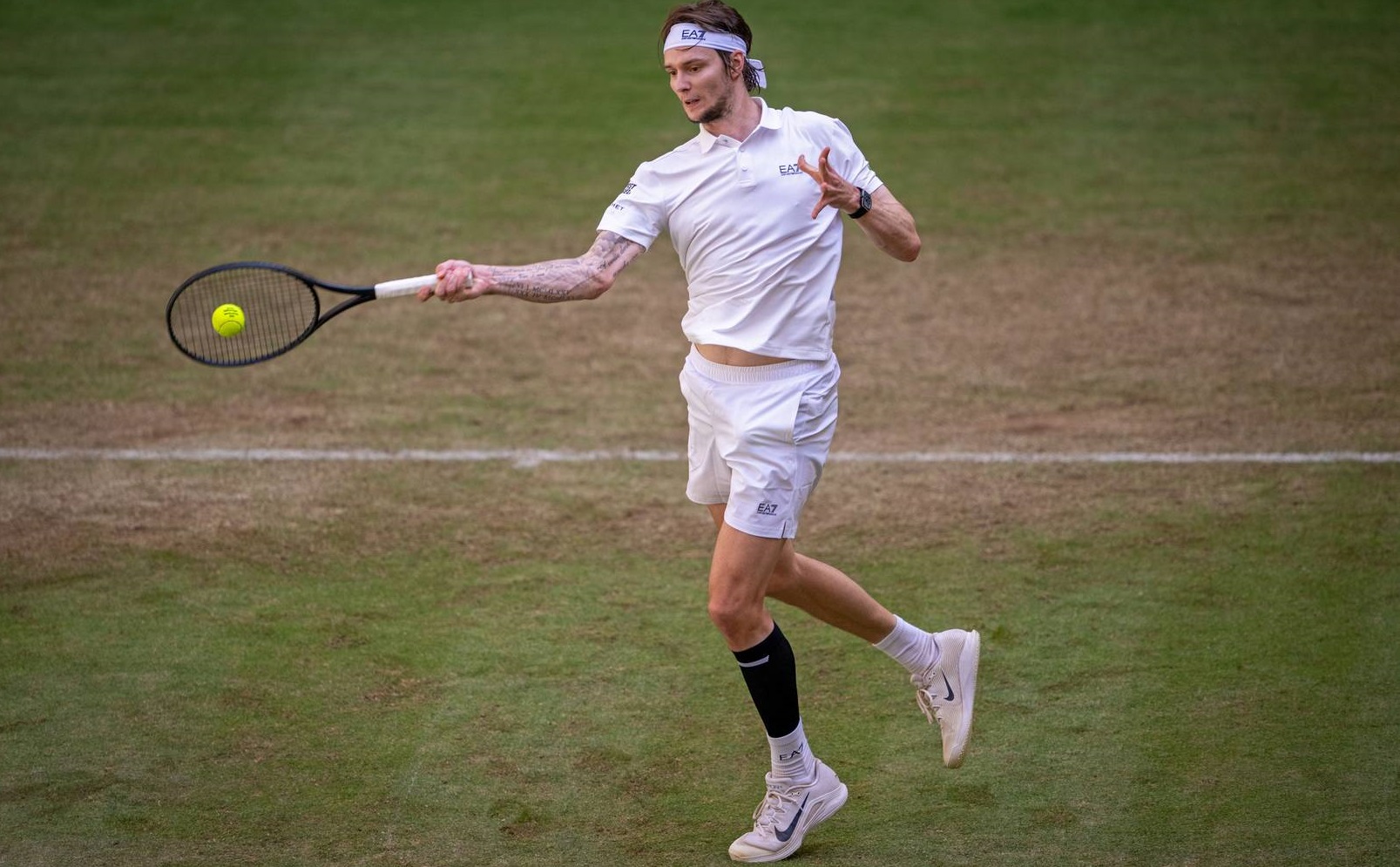 Bublik avança para semifinais em Halle após vencer duelo emocionante Foto: Reprodução