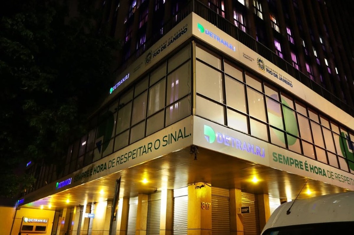 Reprovados no exame prático da CNH no Rio estão isentos de nova taxa Sede do Detran RJ (Foto: Divulgação)