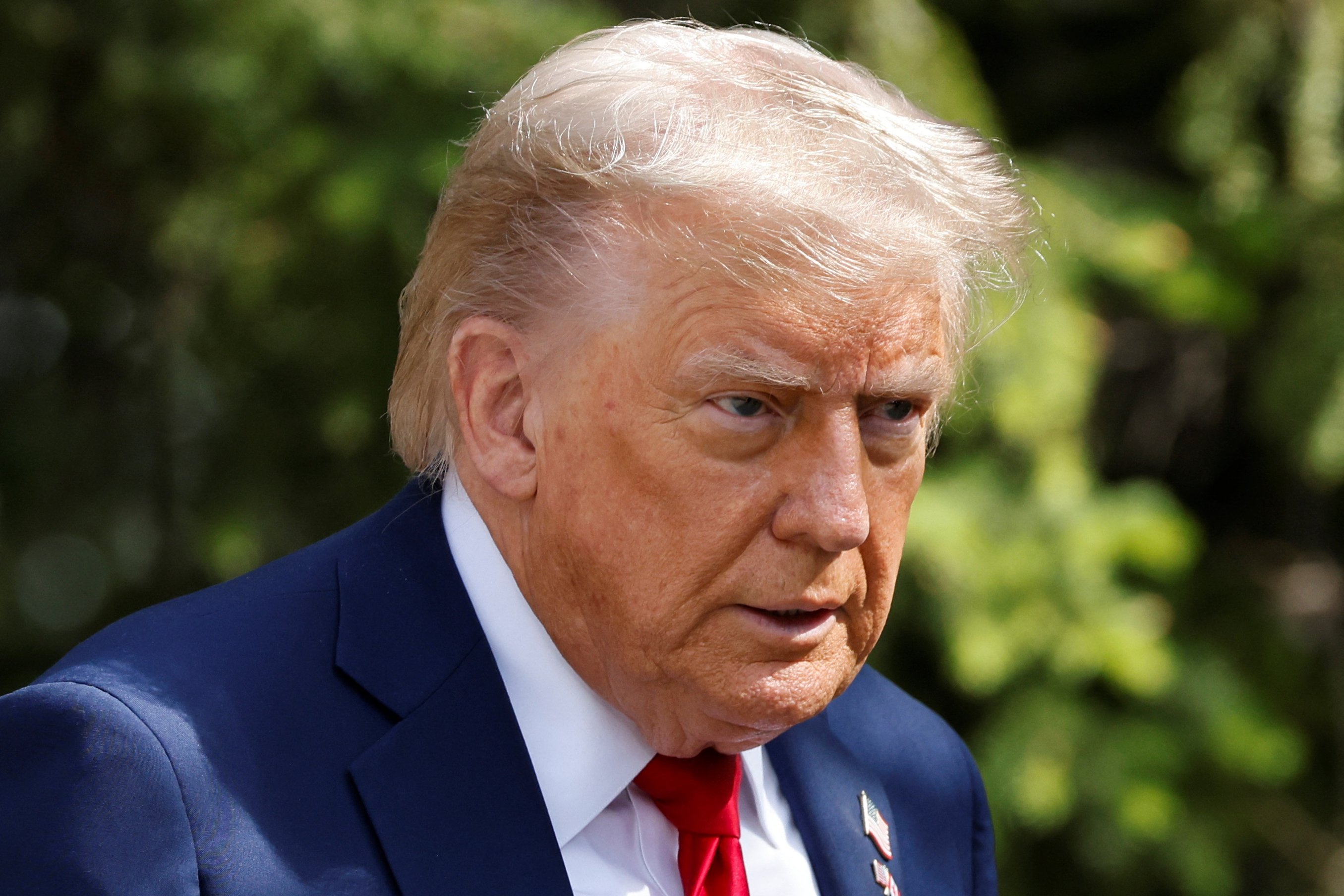 Donald Trump: presidente dos EUA assinou acordo com a China sobre tratativas conversadas em maio. (Foto: MARIN / POOL/AFP Photo)