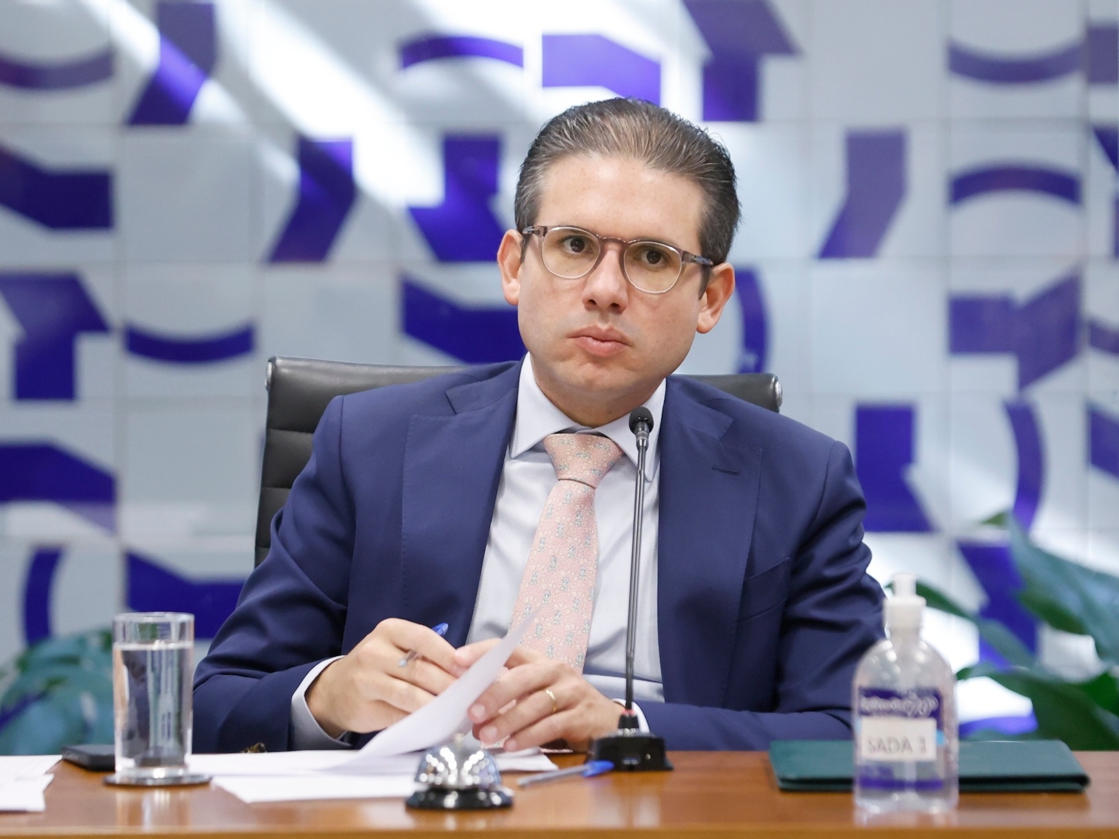 Motta pressiona por votação do IOF e surpreende líder do PT com sua postura Presidente da Câmara, Hugo Motta (Republicanos-PB), em reunião com o colégio de líderes (Foto: Marina Ramos / Câmara dos Deputados)
