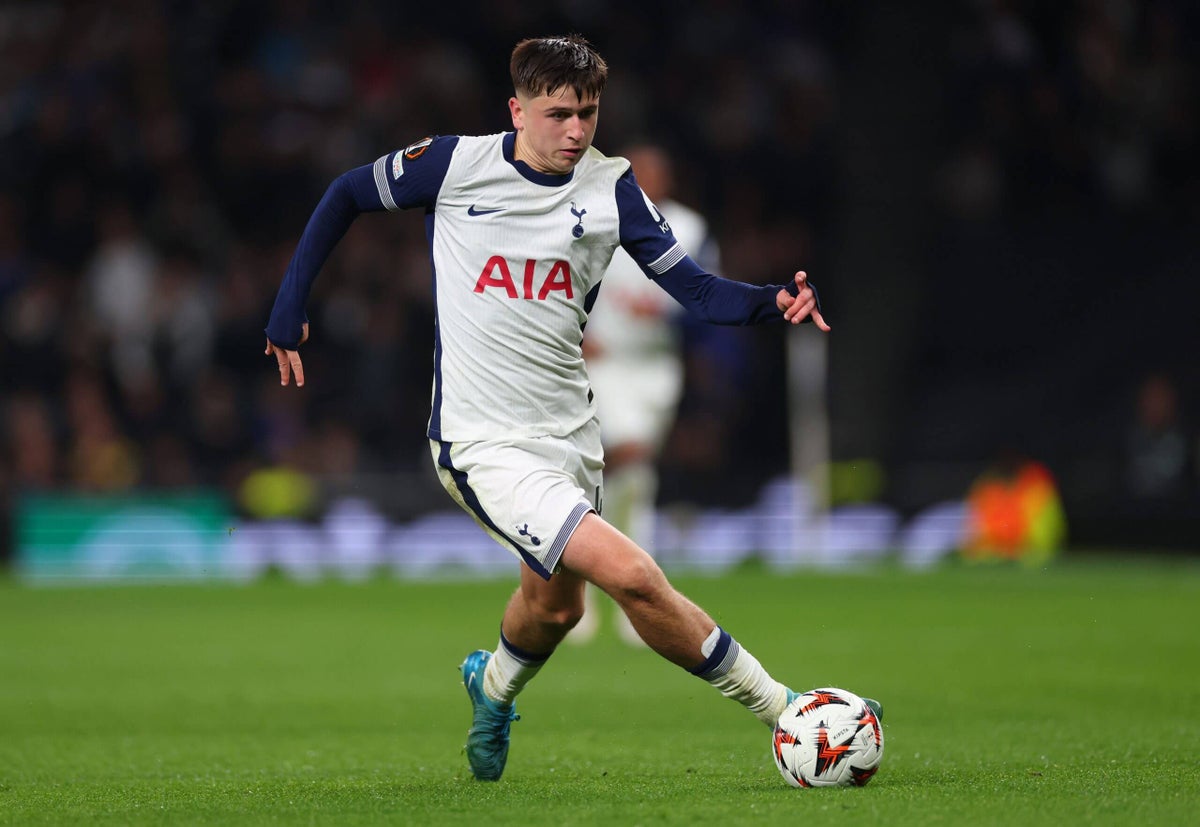 Rangers fecham acordo para contratar atacante Mikey Moore por empréstimo Foto: Reprodução/The Athletic UK